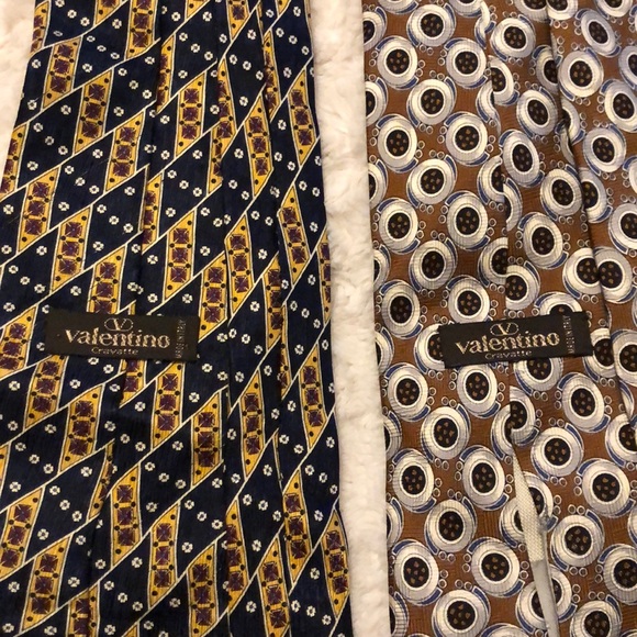 2 100% silk Valentino designer ties professional business work formal meeting - Picture 3 of 14